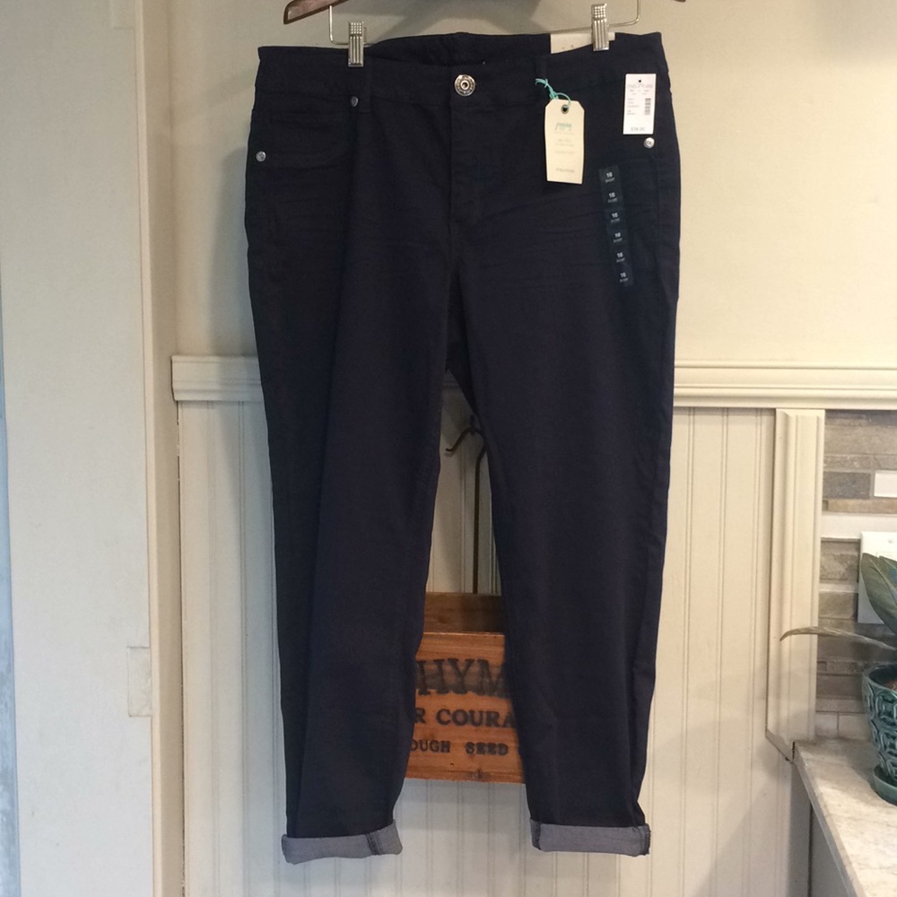 NWT Navy Jeggings